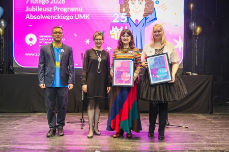 Absolwenckie potupaje na UMK [fot. Szymon Zdziebło]